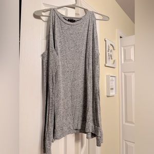 Cold shoulder gray shirt